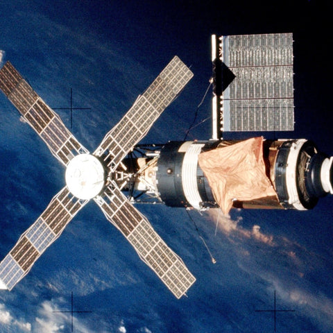SKYLAB: THE PIONEERING ERA OF SPACE STATIONS