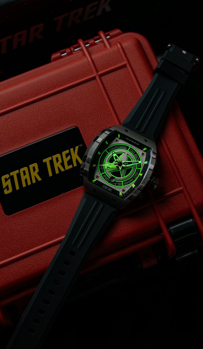 BEYOND RARE ~ NWT ~ STAR deals TREK AUTOMATIC LIMITED EDITION